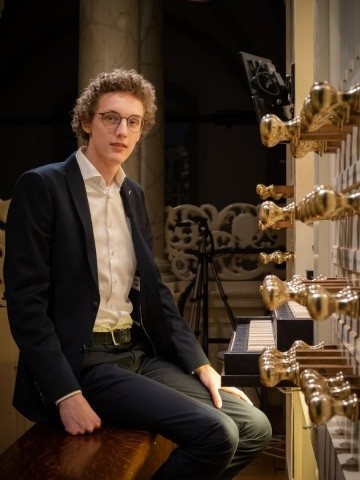 Nieuwe Badkapel verwelkomt Albèrt Driessen als cantor-organist